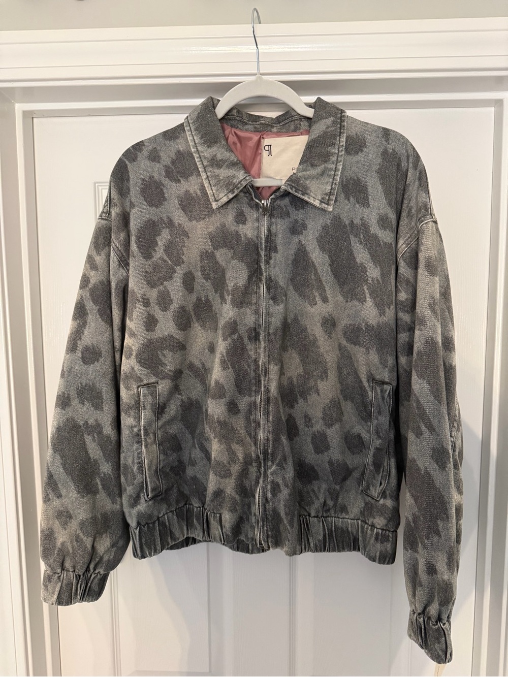 Anthropologie Pilcro Grey Leopard Print Women's Bomber Zip Jacket - Large